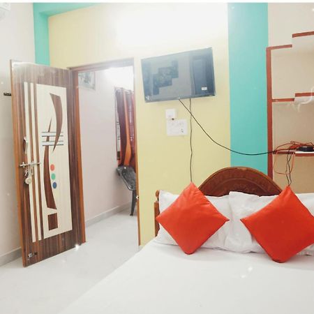 Appartement Garuda Grand à Tirupati Extérieur photo